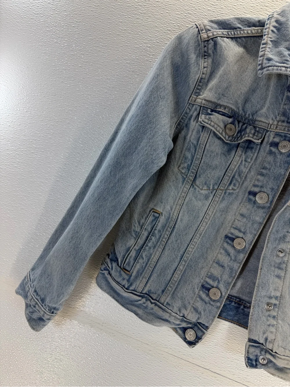 GAP Kids Girls‎ Denim Jacket XL 12-13 Light Wash Jean Trucker Coat